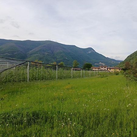 Cascina Legnago Bilocale A 6 Chilometri Da Salo' Apartment Villanuova sul clisi Exterior photo