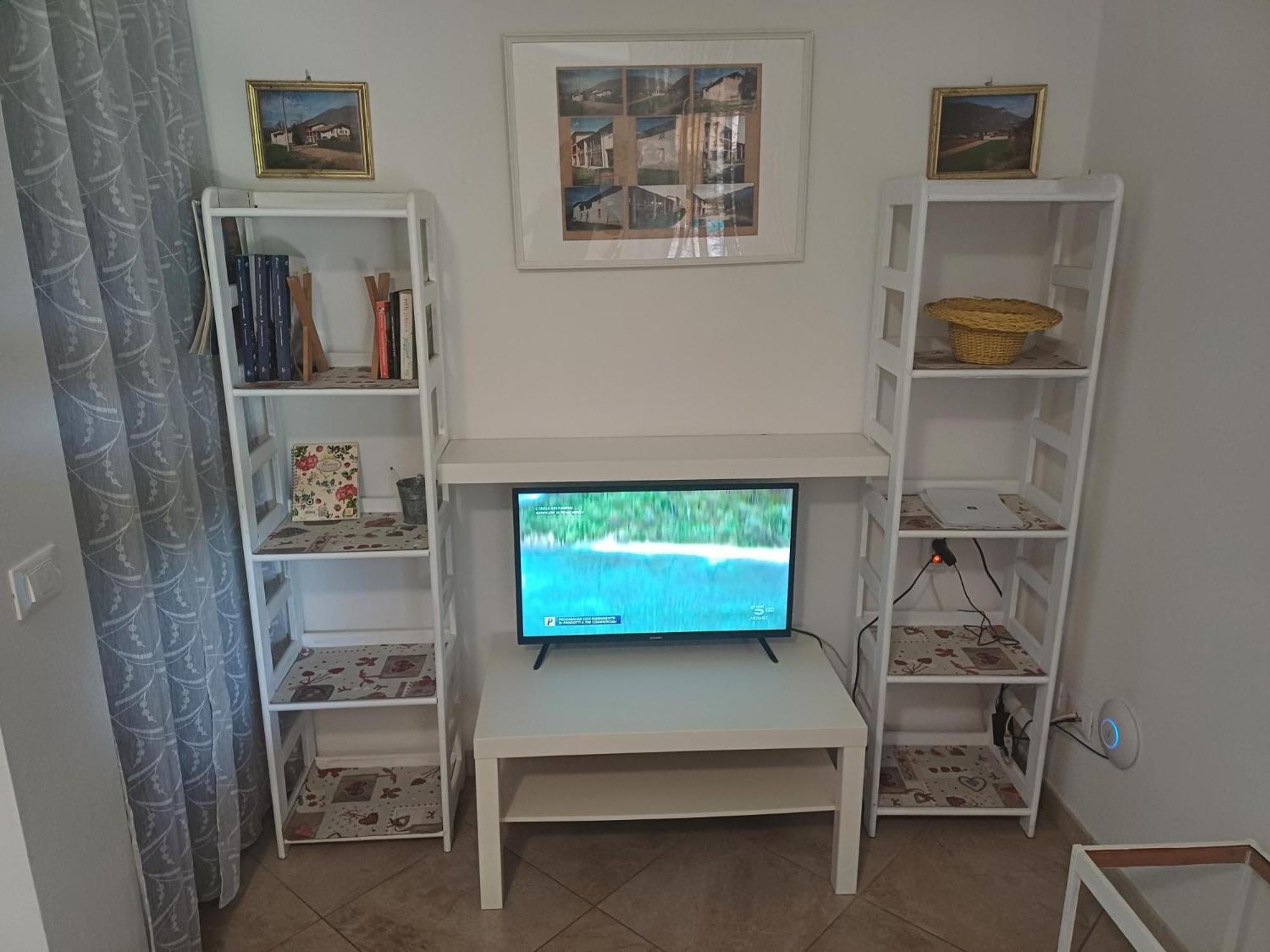 Cascina Legnago Bilocale A 6 Chilometri Da Salo' Apartment Villanuova sul clisi Exterior photo